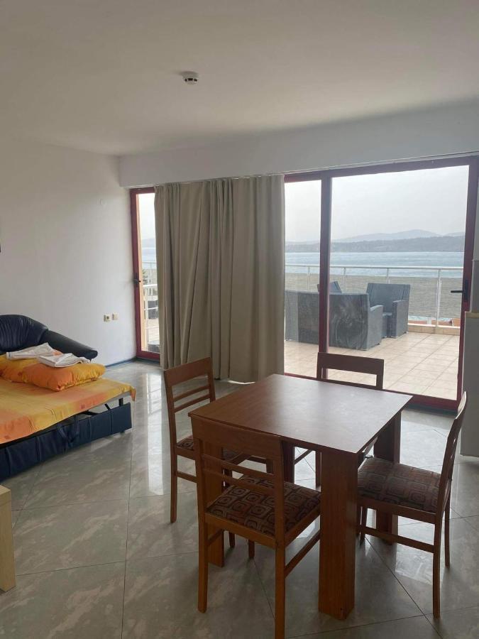 Safo Apartments And Rooms โซโซโปล ภายนอก รูปภาพ