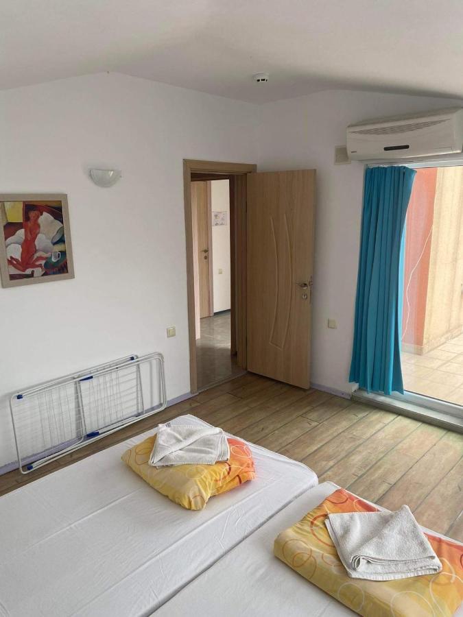 Safo Apartments And Rooms โซโซโปล ภายนอก รูปภาพ