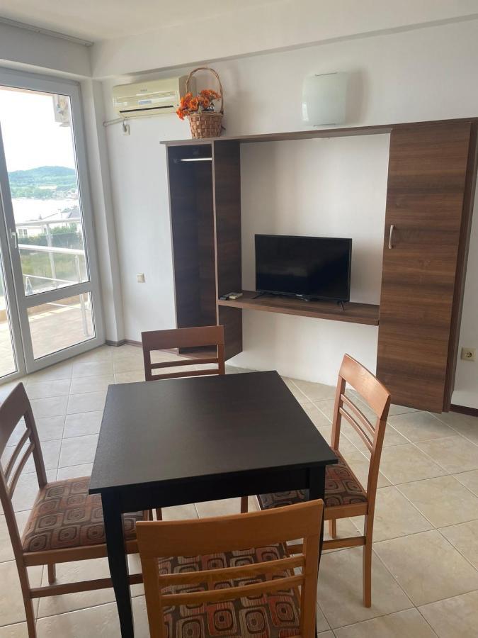 Safo Apartments And Rooms โซโซโปล ภายนอก รูปภาพ