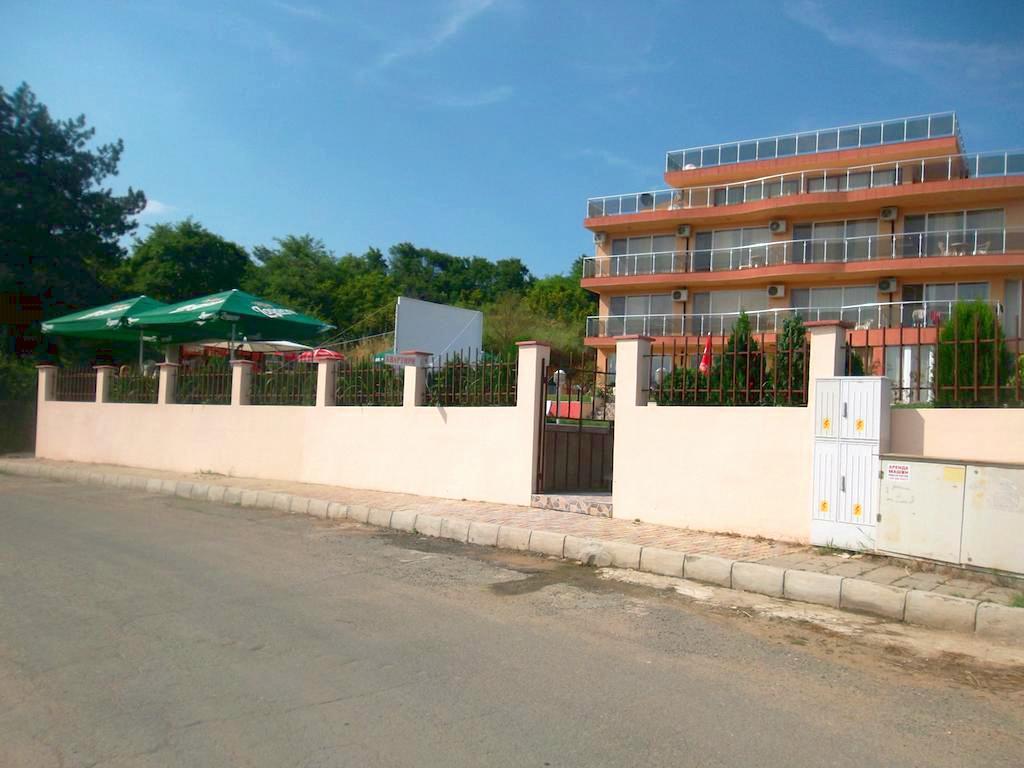 Safo Apartments And Rooms โซโซโปล ภายนอก รูปภาพ